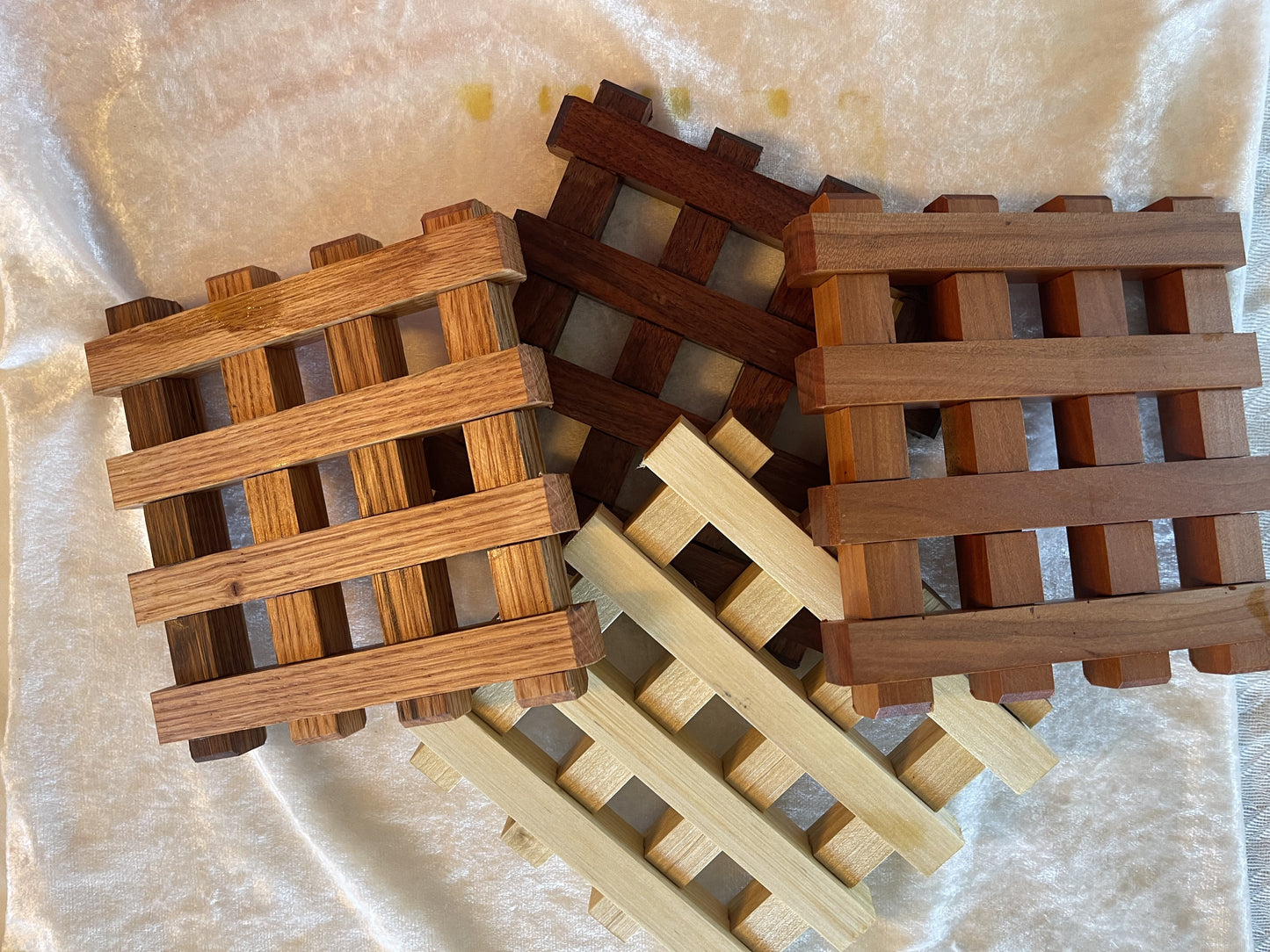 Lattice Trivets